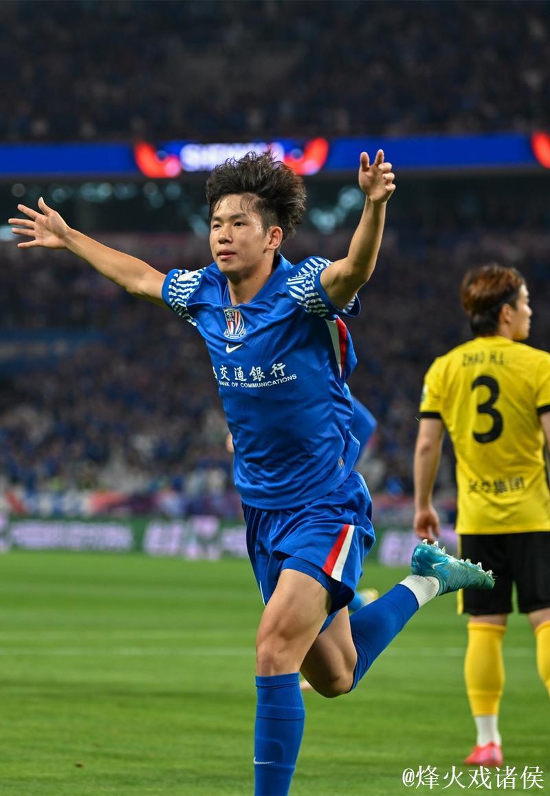 足球报：“王钰栋们”的留洋和中超的新人培养意识