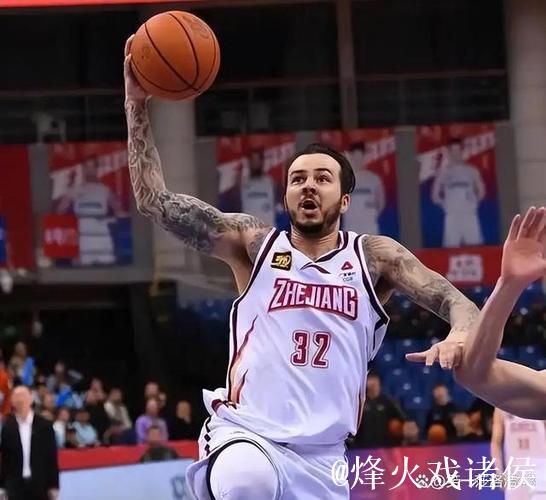 CBA俱乐部杯：约克30分 浙江94-85力克新疆